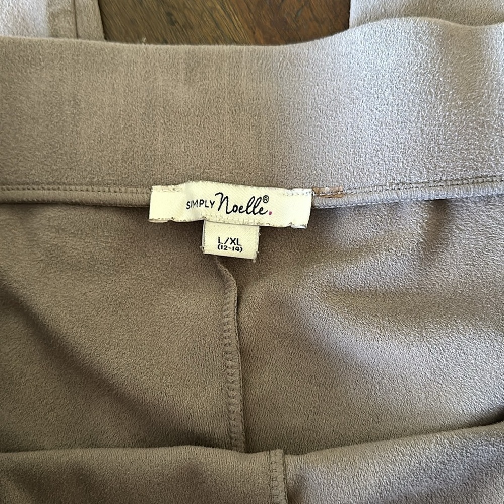 Simply Noelle woman’s suede pants taupe  gray color L/XL - Picture 3 of 5